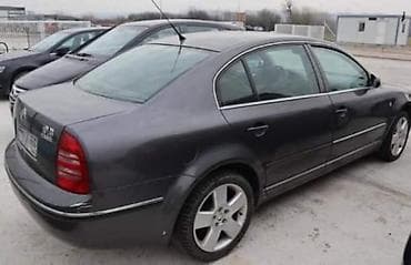 prodaja auto prikolica: VRATA KRILA BRANICI ITD ZA ŠKODA SUPERB OD 2002. DO 2008. GOD. | — 2