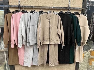 tech fleece s: Komplet 3300 din — 2