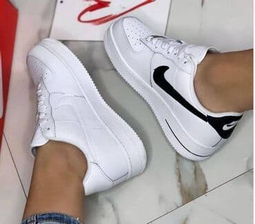 nike air force sa crnim znakom: Nike air force patike

Novo
Brojevi 36 do 46

fb Moja Kupovina 1 — 3