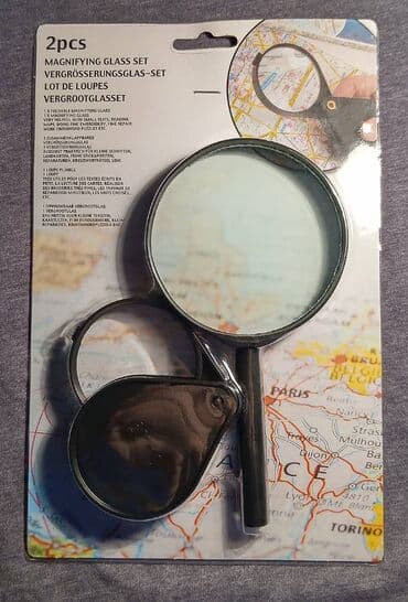 Nov komplet dve lupe. Jedna sklapajuća može da stane u džep prečnik