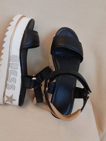 nerc bunde cena: Sandals, Guess, 36 — 8