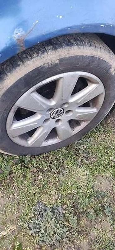 Prodaja automobila: AUDI A4 2002. GOD. - KOMPLETAN AUTO U DELOVIMA | Delovi za audi a4 — 4