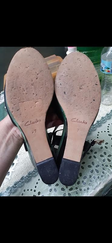 zenska obuca 44 broj: Ženske sandale na punu petu – Clarks - Model: otvoreni prsti sa — 4