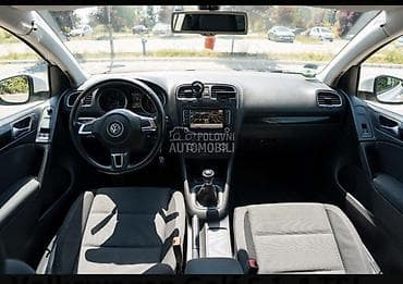 polovni automobili pezo 206 benzin: Volkswagen Golf 6 1.4 TSI, trovratni hatchback u beloj boji. Ključne — 7