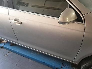 POLOVNA VRATA KARAVAN ZA VOLKSWAGEN GOLF 6 OD 2008. DO 2013. GOD. -
