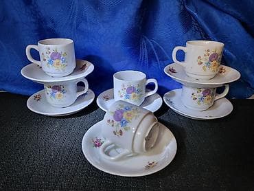 šolja sa grejačem: Soljice nove Zajecar porcelan iz 70ih.godina. Nove soljice,jedna — 6