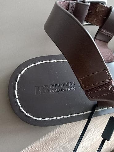 sandale za vodu: PULL&BEAR kožne sandale – tamno braon.Proizvodjač Španija. - — 4