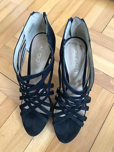 providne sandale na stiklu: ALDO sandale, 38 broj.

Očuvane, par puta obuvene — 4