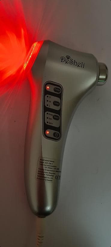 Donji delovi trenerke: • Prodajem aparat DeSheli Twinray za podmlađivanje, zatezanje kože — 3