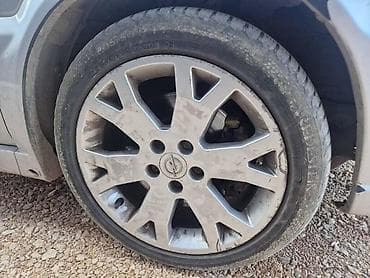 motocikli 50 kubika: ALUMINIJUMSKE FELNE OPC 17 5 X 110 | CENA JE BEZ GUMA Svi delovi — 3