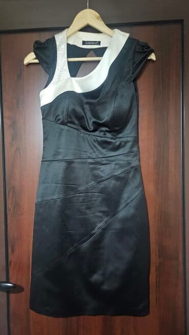 L, bоја - Crna, Koktel, klub, Kratkih rukava — 1