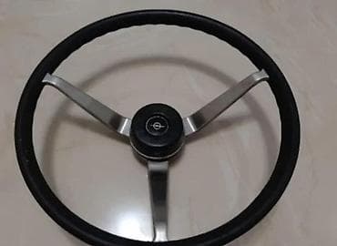 auto otpad odzaci: VOLAN OPEL COMODORE A | Jako dobro stanje za godine zamene me ne — 2