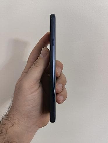 samsung punjač: Samsung J4 plus sa 2/32gb memorije, dual sim, otključan za sve mreže — 3