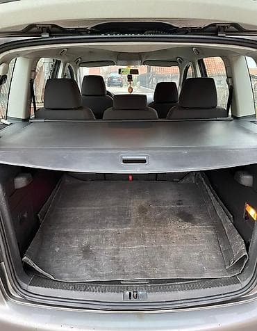 Car Parts: Volkswagen Touran 1.9 TDI, sivi metalik, dizel monovolumen sa petoro — 8