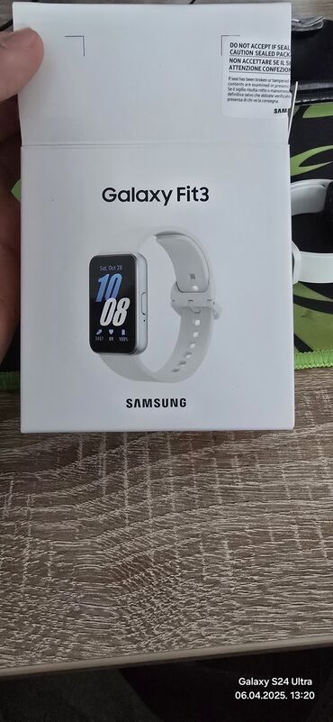 crop top c a: Smart watch, Samsung, Unisex — 1