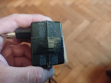 doxa stari satovi: Stari retro mali magnetofon Pustio sami culo se sa trake ali kad sam — 9