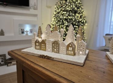 Ukras, bоја - Zlatna, Novo