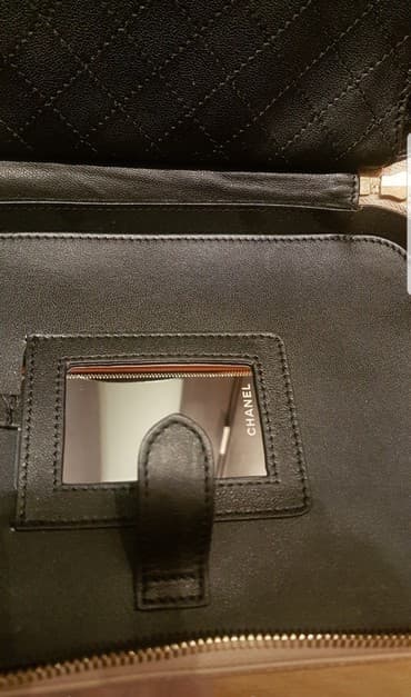 parke sa prirodnim krznom: Shoulder bag, Chanel, Material: Leather — 9