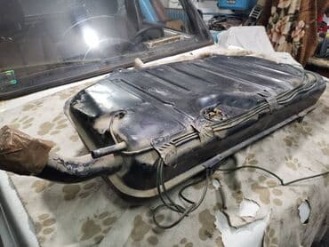plovak za rezervoar za vodu: Rezervoar Lada 2121,21213 Niva br.3 . Polovno, ocuvano. Skinuto sa — 4