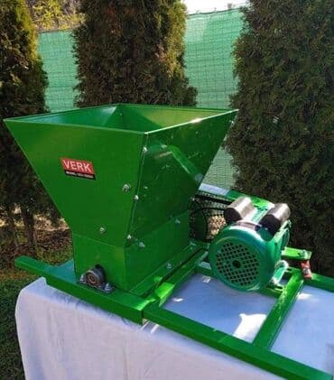 elektromotor cena: Seckalica za voće VERK Model : VEV-2600A   Električna seckaica za voće — 1