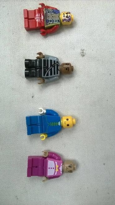 lol kucica za lutke: Lego i slicne figurice nekompletne,cena za kom — 1