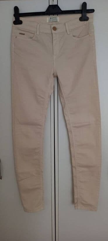 debele helanke za zimu: Stradivarius krem pantalone 36/S. Stradivarius krem pantalone — 4