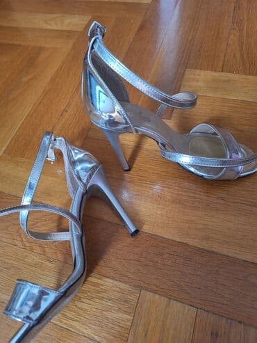 srebrna ogrlica sa krsticem: Sandals, 38 — 4