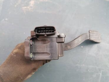 gasni amortizeri dimenzije: Pedala gasa elektronska Lada 21214i Nivu . Polovno, ocuvano. Skinuto — 10