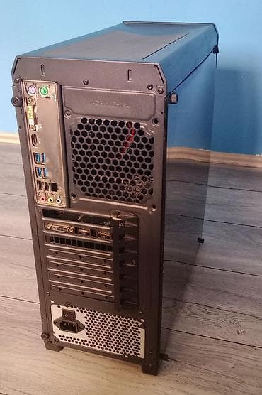 radna ploca: Specifikacije: -Windows 11 Pro -8GB RAM -Procesor AMD Ryzen 3 (1200 — 2