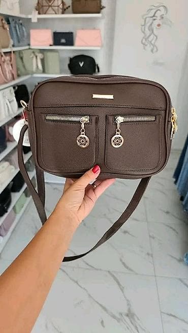 mali rancevi: Dva nova modela sportskih torbi 🦋🦋
Cena 2300 dinara

IK — 4