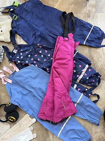 Kupaći kostimi: Zimski paket odece za uzrast od 6 do 9/10 godina. 4 skafandera, kape — 2