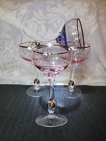 Case kristal,rucni rad Bohemija za vino 1950g +. Case