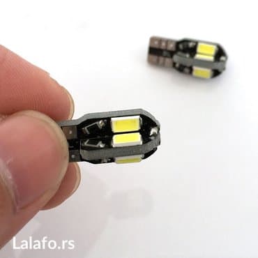 mini klima za auto 12v njuškalo: Bela Canbus 8SMD 5730
12V
2w
Cena je po komadu — 7