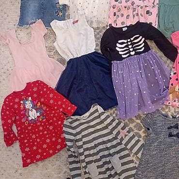 koton zenske haljine: Lot dečjih haljina (oko 11 komada). Sadržaj lota: - Farmerke — 2