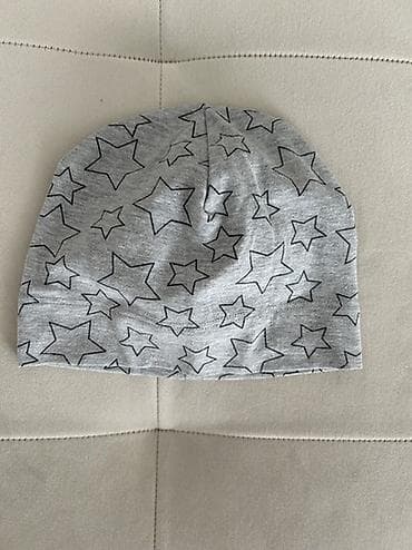 H&M tanka pamucna kapa. Velicina 86. Za uzrast 12-18 meseci. Na