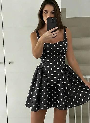 ✨Preslatka haljinica na tufne
✅Savrseno stoji
✅2700 din 
S M L