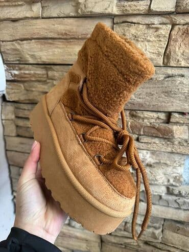 američki brojevi obuće: Ugg čizme — 5