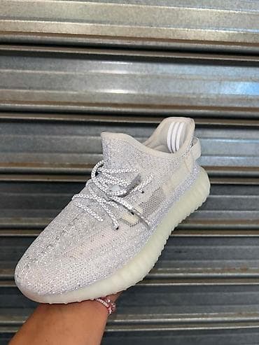 Yezzy decije
31-36
3900 din
SS
