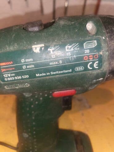 mala oska na cirkular: Ispravna busilica probao sam na adapter sve radi na njemu nema — 2