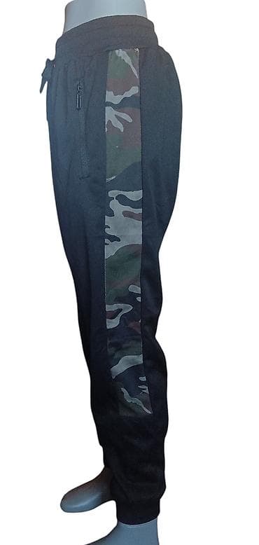 de facto farmerke: Trenerka bоја - Crna — 1