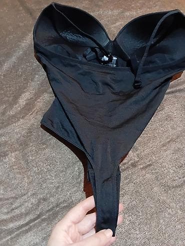 dhgate balenciaga triple s: H&M ženski bodi – crni, model sa korpama i tangama m/l - Brend — 5