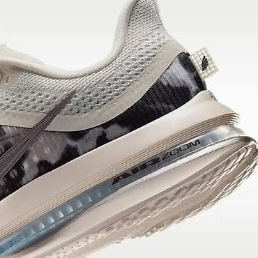 torba sa slovom m: Nike Pegasus Premium SE"Phantom Anthracite" br,38, cm 24, br.43 cm 28 — 2