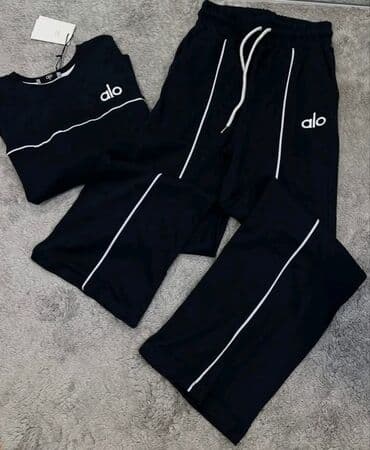 c a basic majice: One size, Print, color - Black — 3