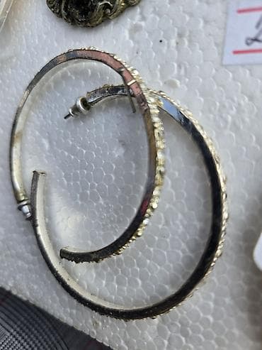 ps majice i bluze: Minđuše 200 i 300 din — 7