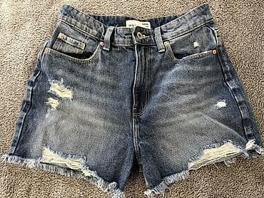 На продају половна гардероба ношена једном или ни једном све ствари су