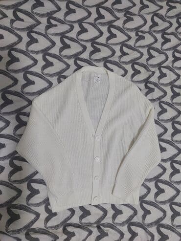 Women's Clothing: Džemper, veličina m — 2