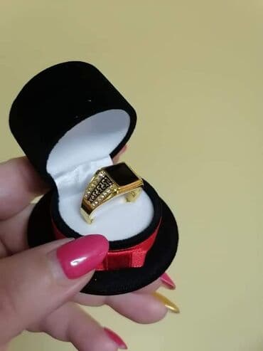 srebrno prstenje cena: Vel.13
Cena:1000din — 3