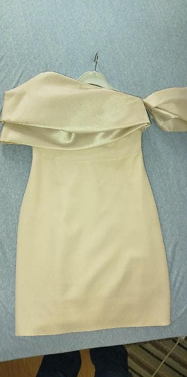 torbe za mame: Elegantna koktel haljina – bež/šampanj ton - Kroj: uska, mini dužina — 2