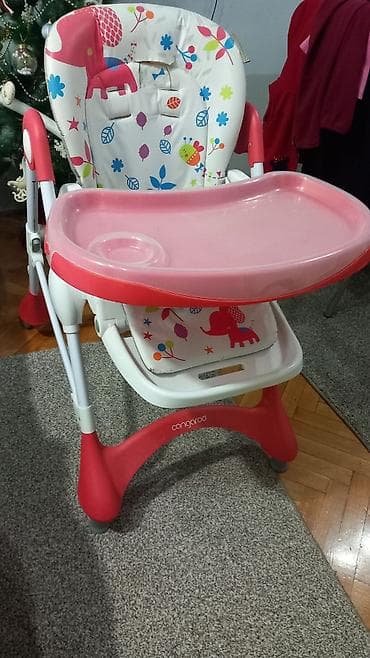 Stolica hranilica za decu,sa dve tacne kole se skidaju za lakse