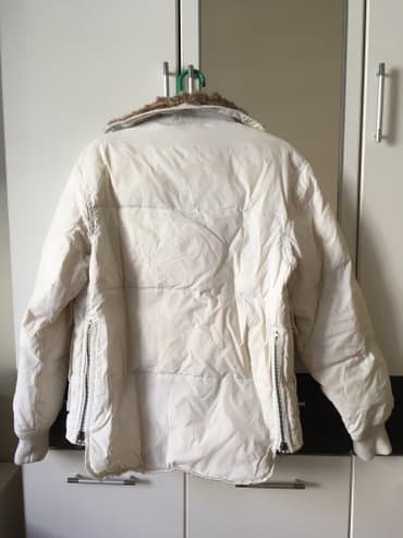 bele pantalone zara: Sorbino bela perjana jakna veličina l. Na kragni je pravo krzno koje — 3